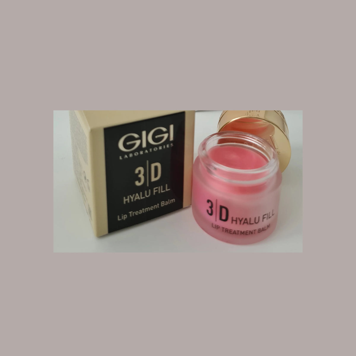 GIGI 3D Hyalu Fill Lip Balm mit Verpackung