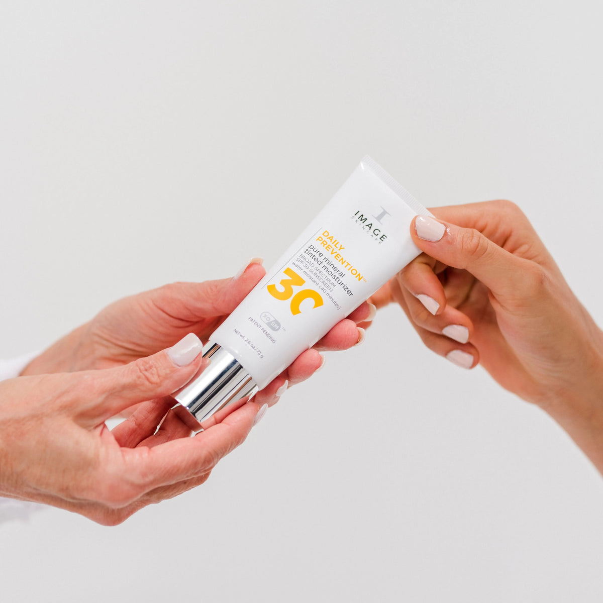 IMAGE Skincare DAILY PREVENTION Pure Mineral Tinted Moisturizer SPF 30